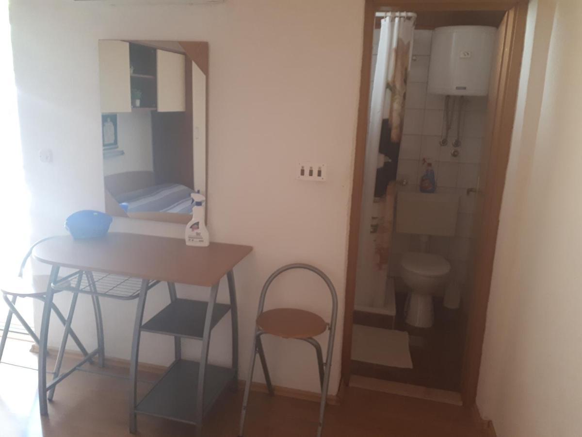 Apartmani Leko Mirjana Baška Voda Extérieur photo