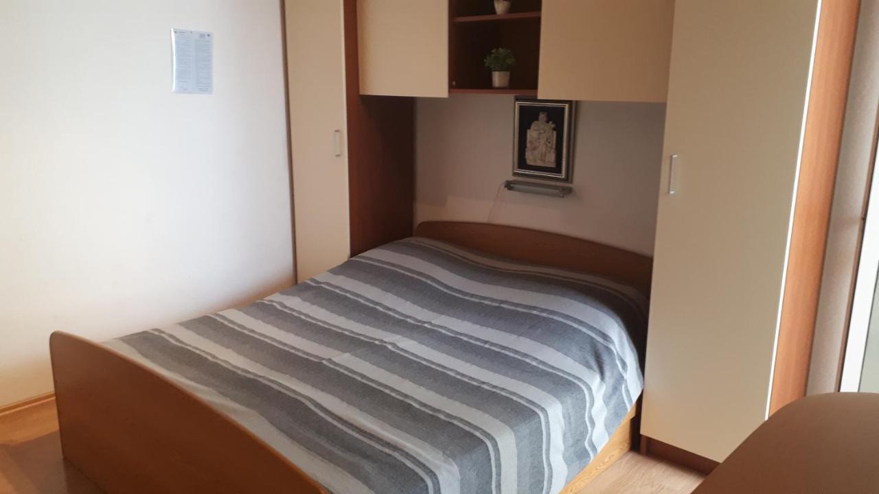 Apartmani Leko Mirjana Baška Voda Extérieur photo