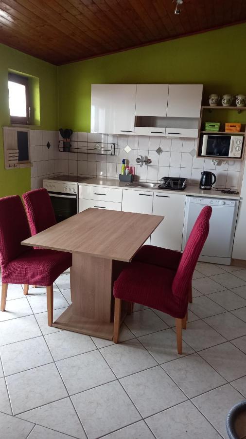 Apartmani Leko Mirjana Baška Voda Extérieur photo