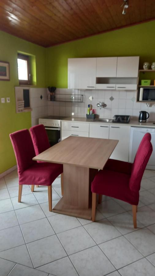 Apartmani Leko Mirjana Baška Voda Extérieur photo