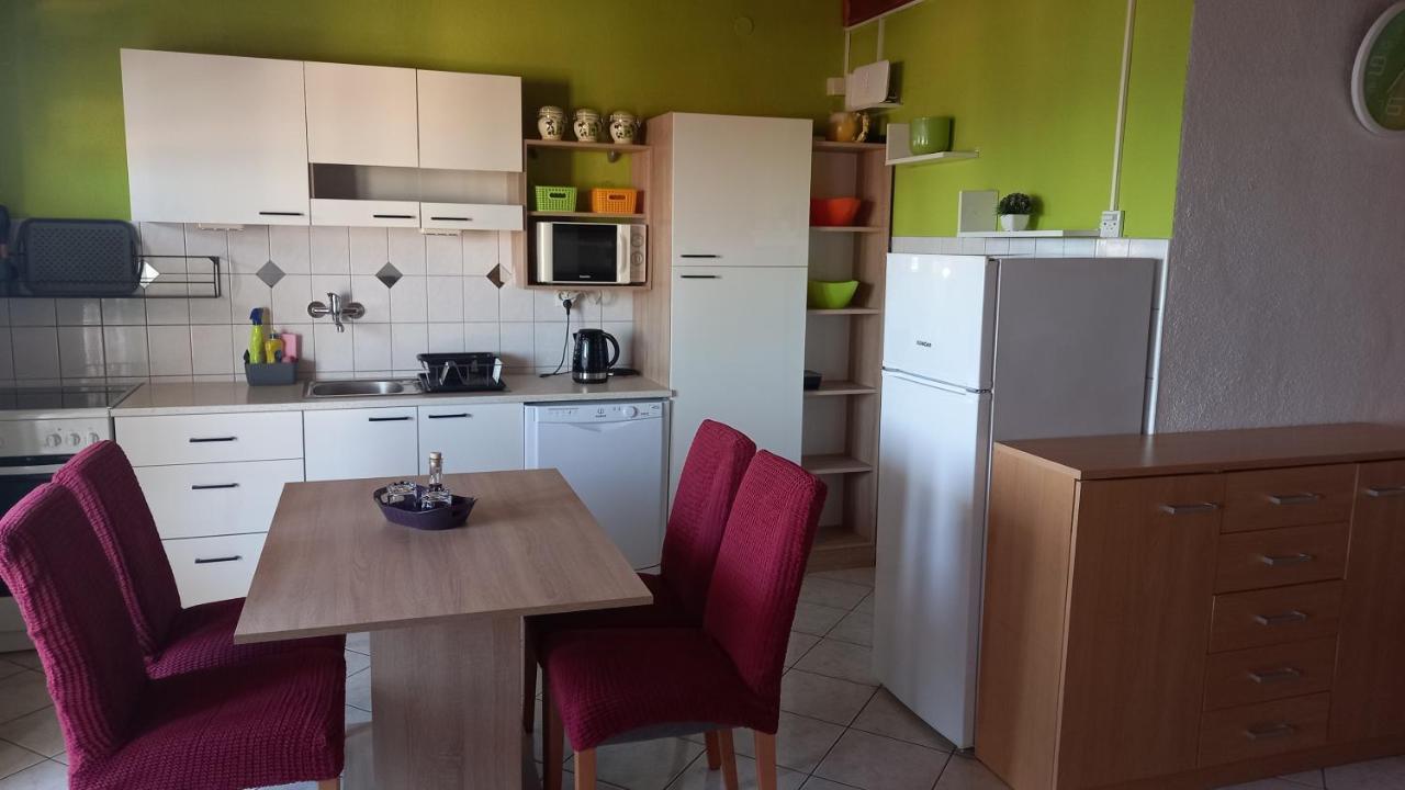 Apartmani Leko Mirjana Baška Voda Extérieur photo